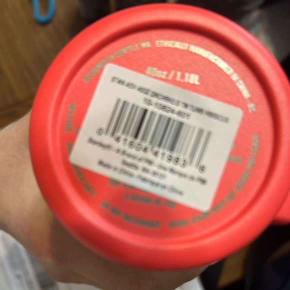 Hibiscus Stanley Tumblr - Picture 4 of 7